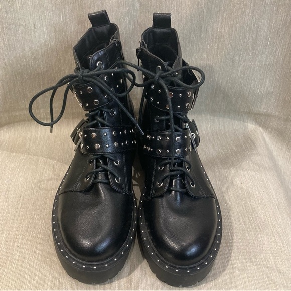 NASTY GAL Sz 38 Moto Style Studded Buckles Zipper Closure Ankle Vegan Boots NEW - Picture 2 of 9